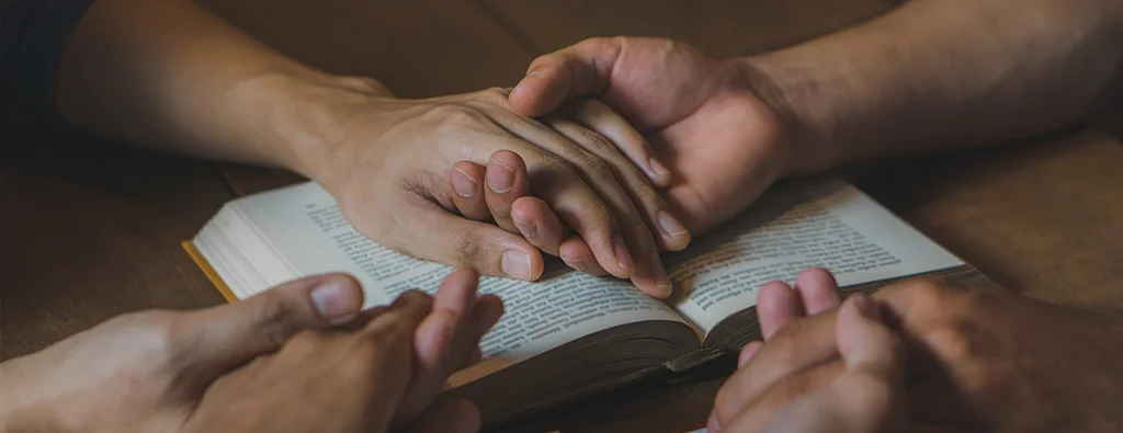 jesus_y_los_que_no_tienen_lugar_en_la_mesa_desatcada